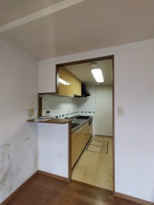 リノベーション前のキッチン