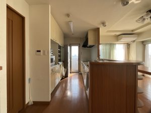 解体前のキッチン