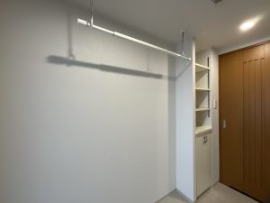 洗面スペースの物干し