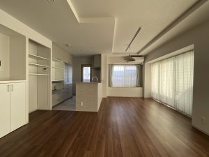 リノベーション後のLDK空間