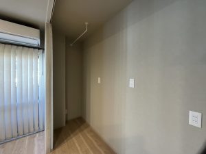 リノベーション後の収納の中のコンセント