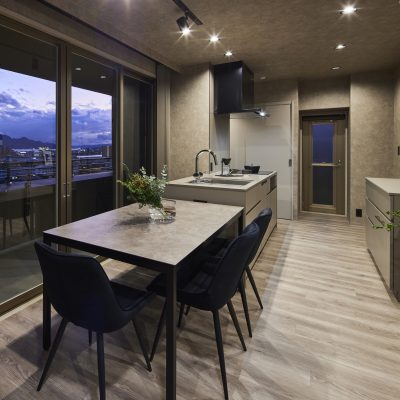 キッチン空間リノベーション後　ホテルライクなテイスト