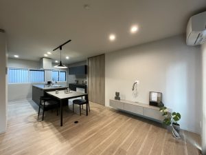 リノベーション後のLDK空間