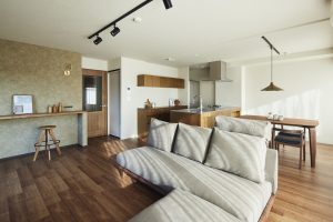 フルリノベーション後のLDK空間