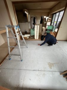 解体工事1日目の様子